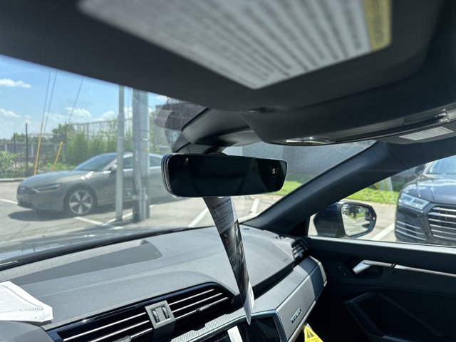 Vehicle image 13 of 27