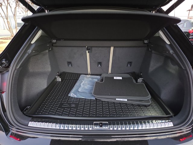 2025 Audi Q3 S Line Premium Image 4 of 12