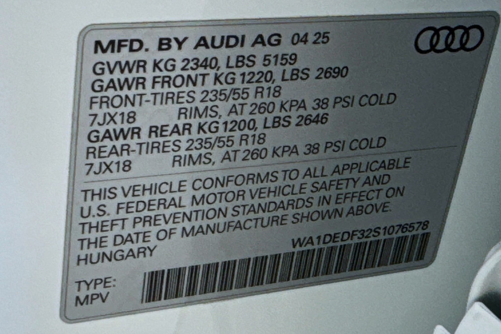 Vehicle image 27 of 30