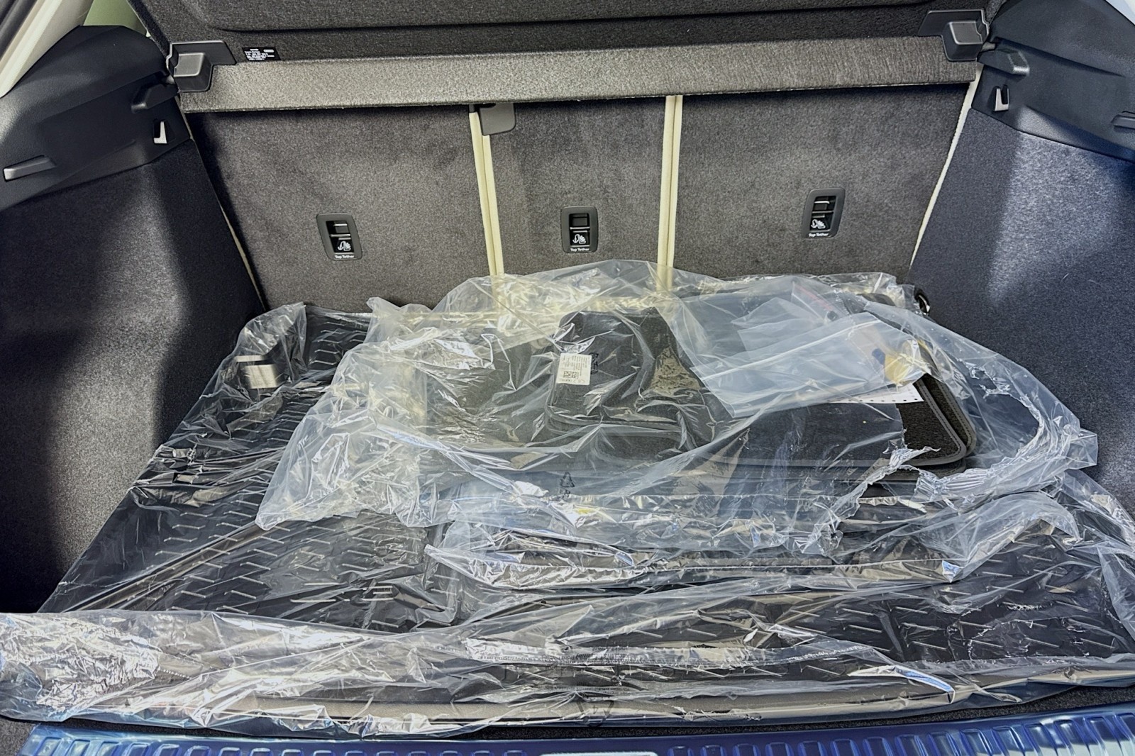 Vehicle image 11 of 30