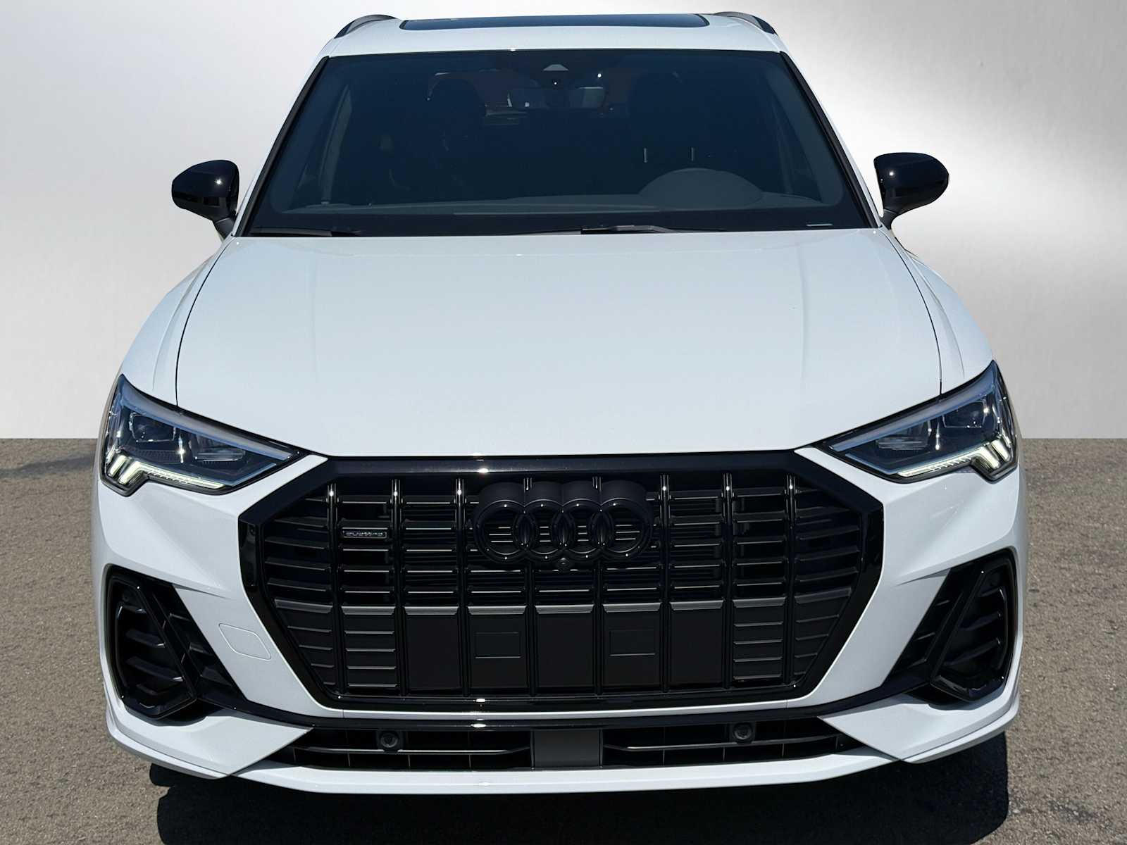 Vehicle image 2 of 38