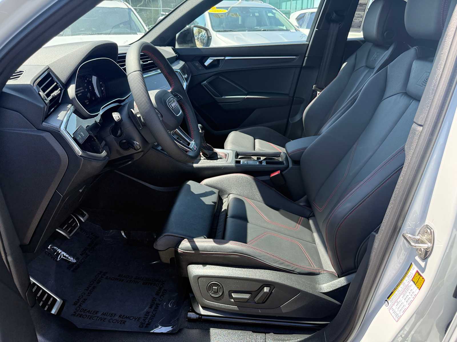 Vehicle image 14 of 38
