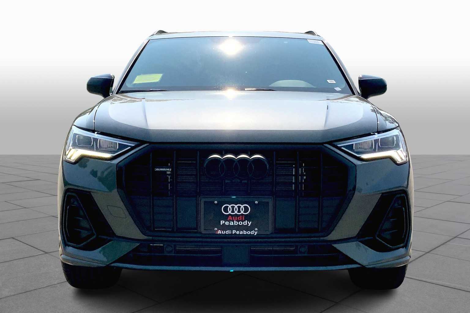 Vehicle image 2 of 18