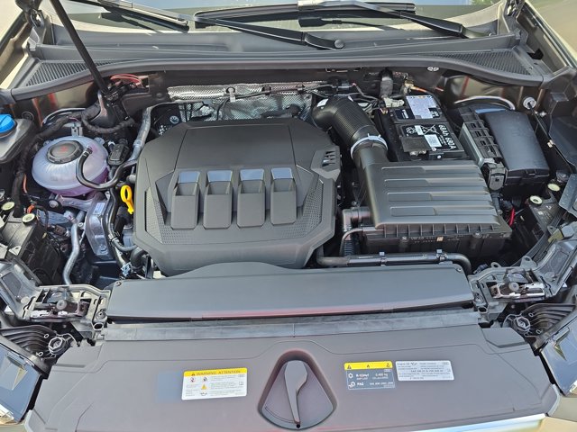 Vehicle image 9 of 35
