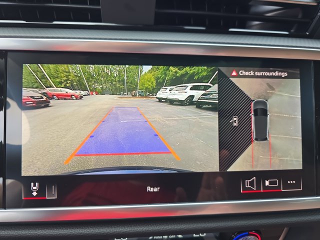 Vehicle image 19 of 35