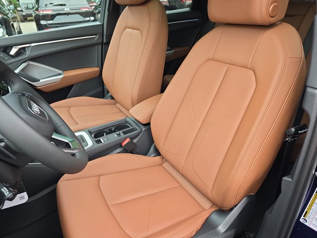 Vehicle image 12 of 35