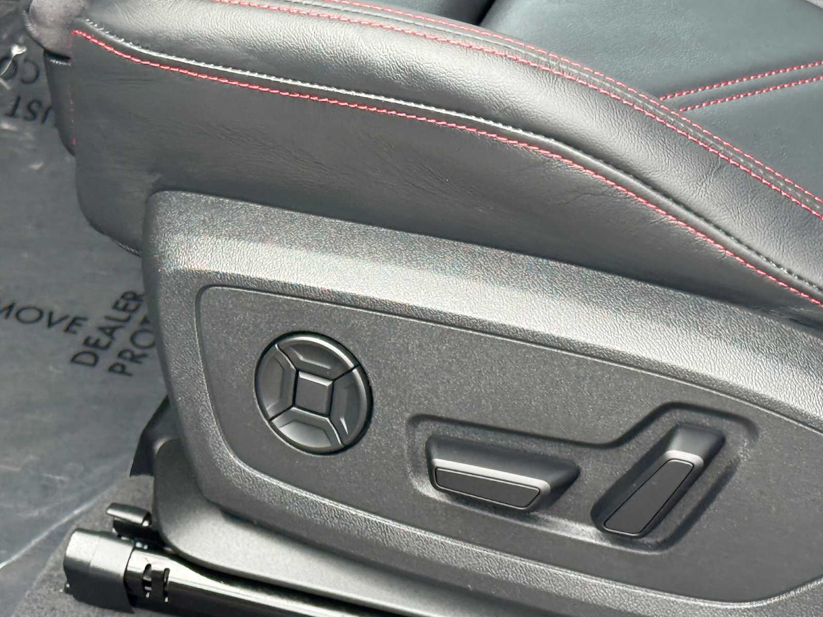 Vehicle image 34 of 38