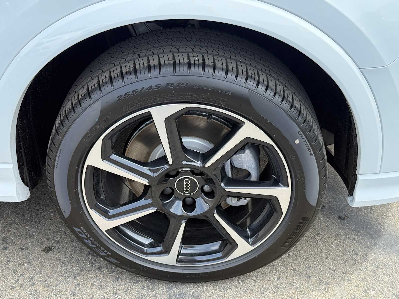 Vehicle image 9 of 38