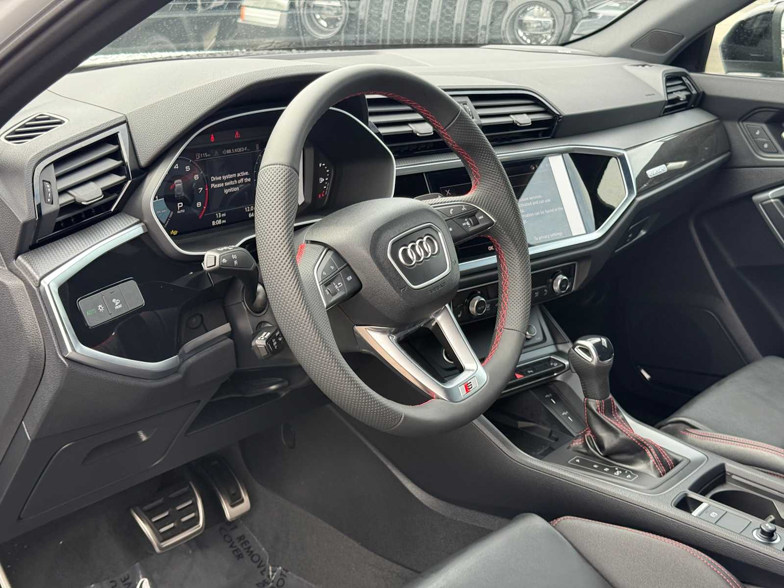 Vehicle image 17 of 38