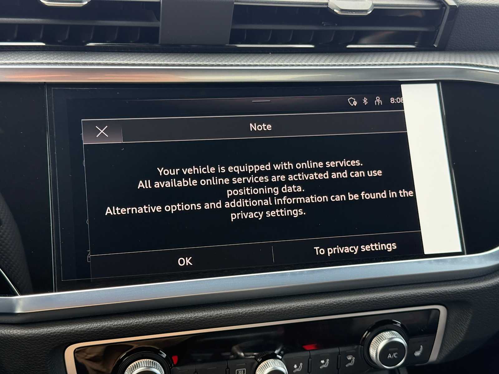 Vehicle image 22 of 38