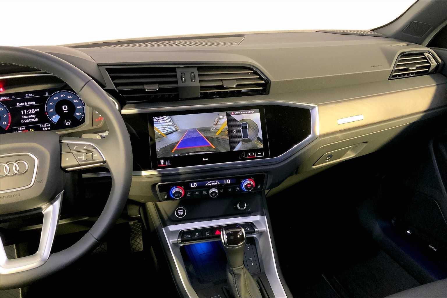 Vehicle image 12 of 19