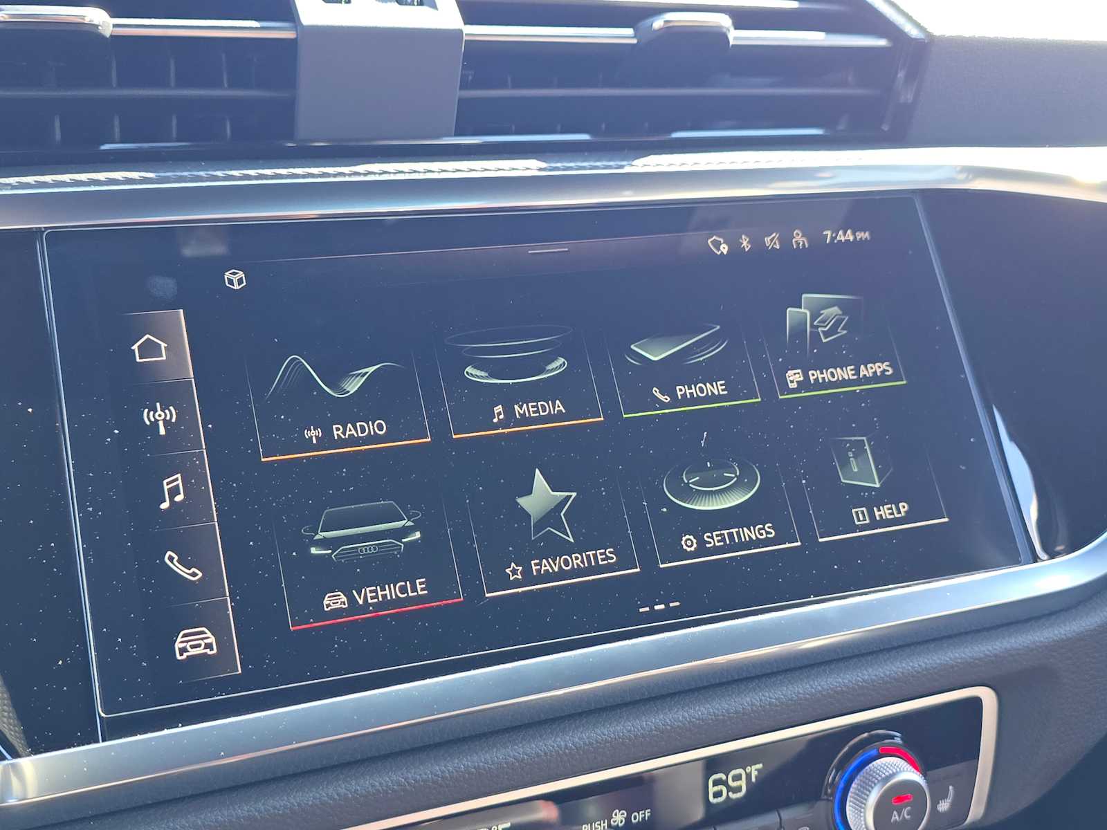 2025 Audi Q3 S Line Premium Plus Image 23 of 33