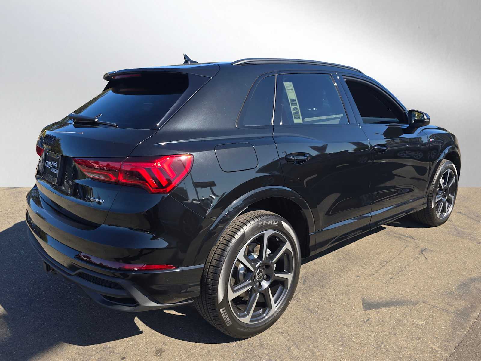 2025 Audi Q3 S Line Premium Plus Image 5 of 33