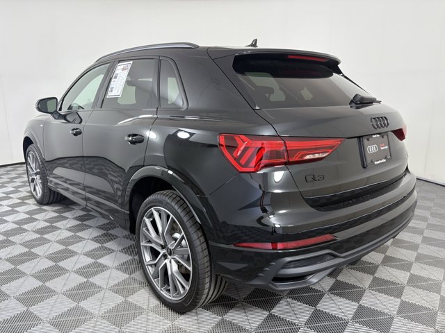Vehicle image 7 of 27