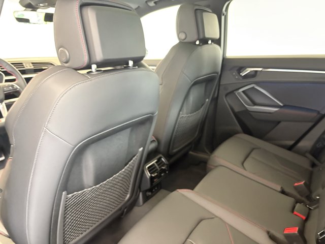 Vehicle image 13 of 27