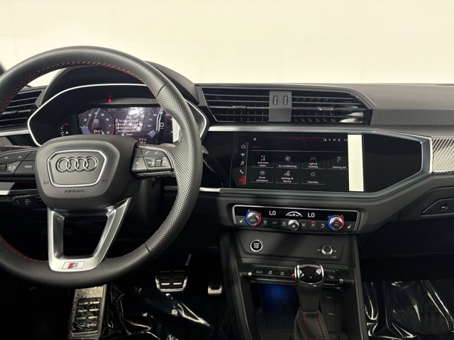 Vehicle image 16 of 27