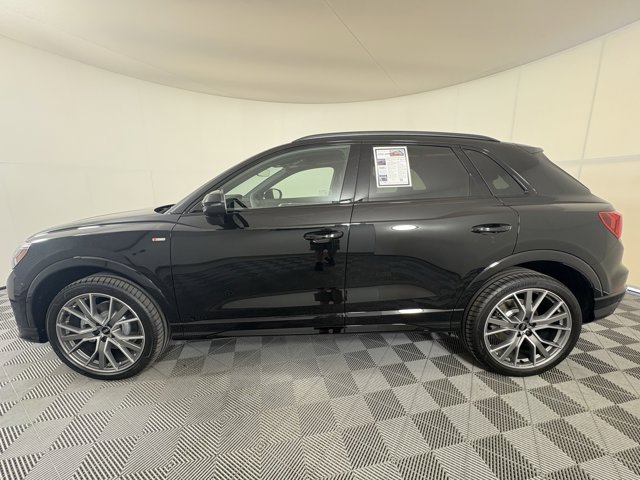 Vehicle image 8 of 27