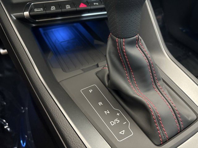 Vehicle image 23 of 27