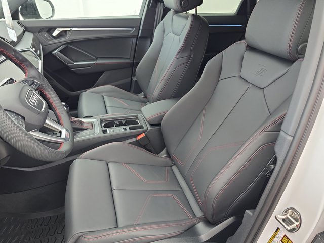 Vehicle image 13 of 34
