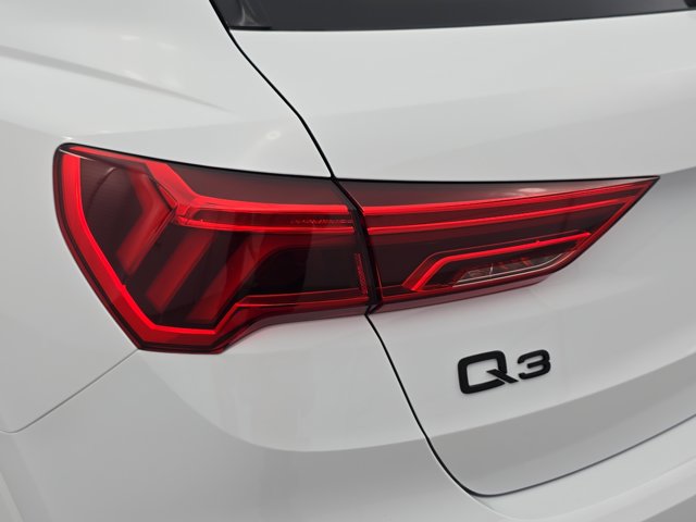 Vehicle image 34 of 34