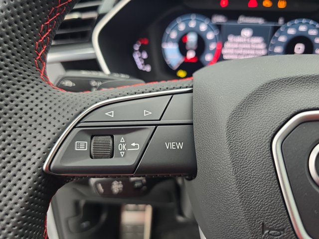 Vehicle image 28 of 34