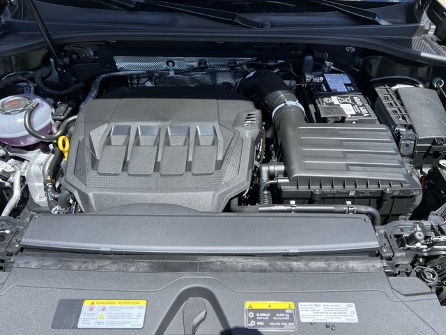 Vehicle image 35 of 37