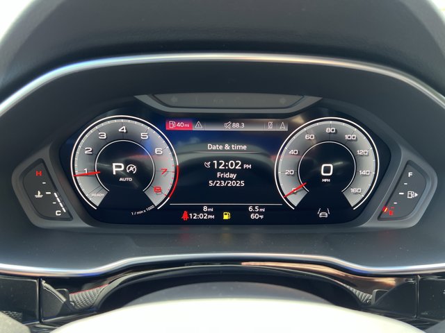 Vehicle image 22 of 37