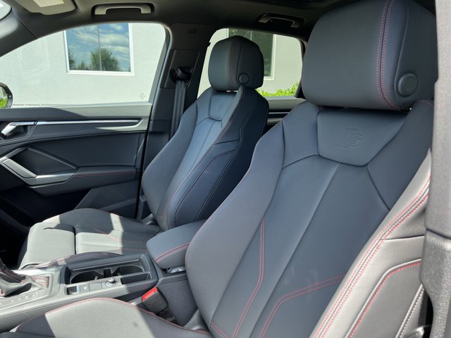 Vehicle image 15 of 37