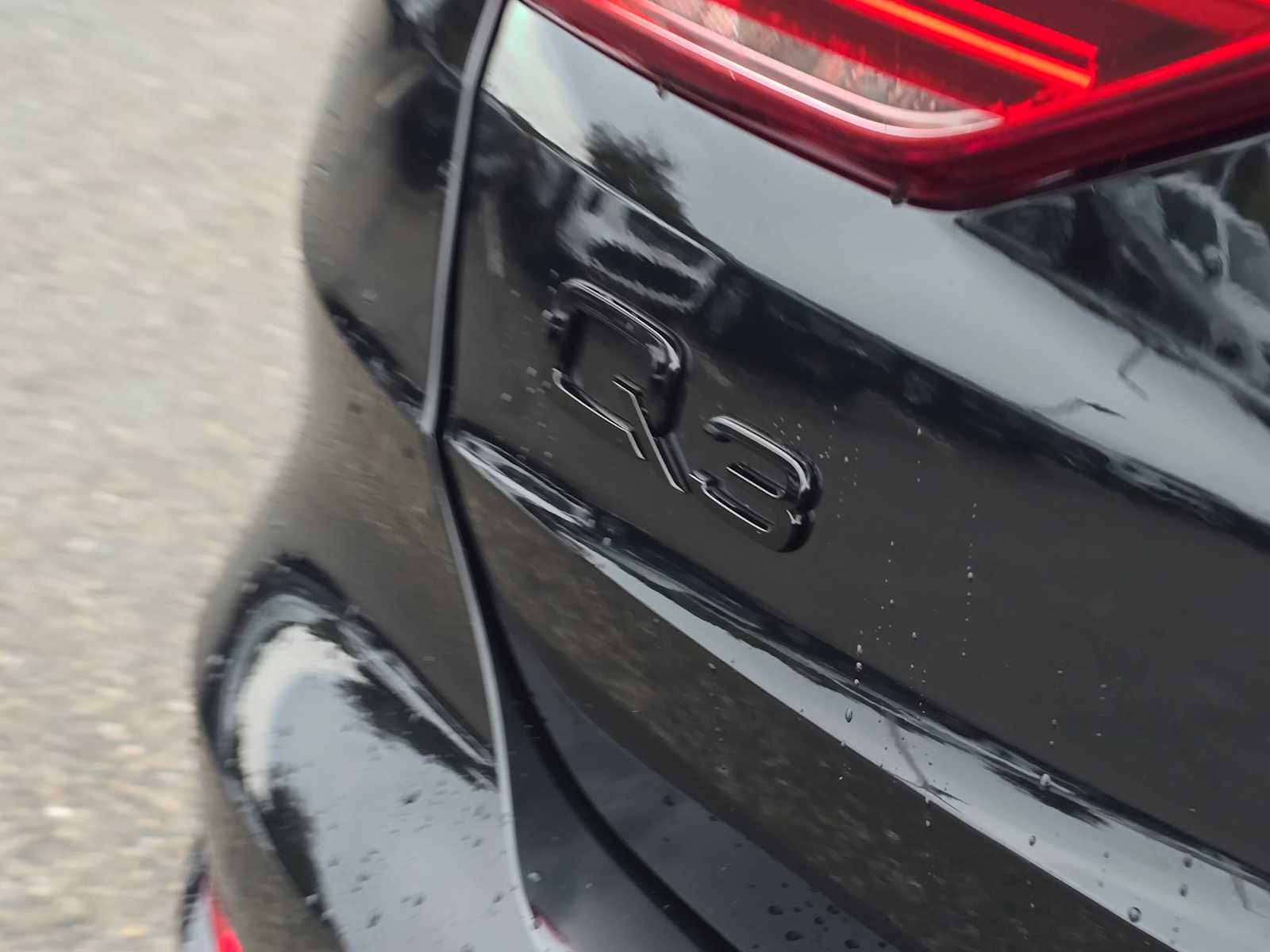 2025 Audi Q3 S Line Premium Plus Image 31 of 39