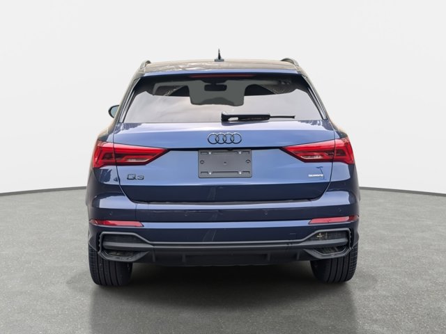 Vehicle image 6 of 33