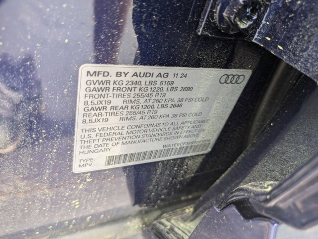 Vehicle image 32 of 33