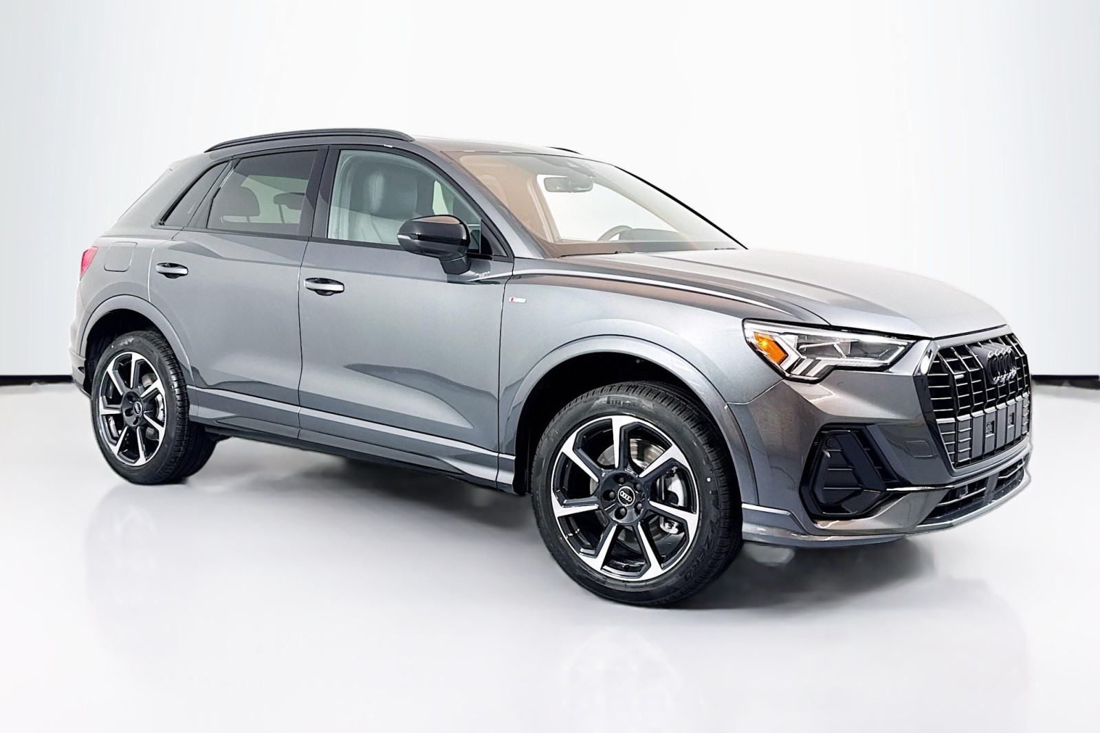 Vehicle image 3 of 29