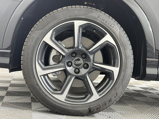 2025 Audi Q3 S Line Premium Plus Image 10 of 28