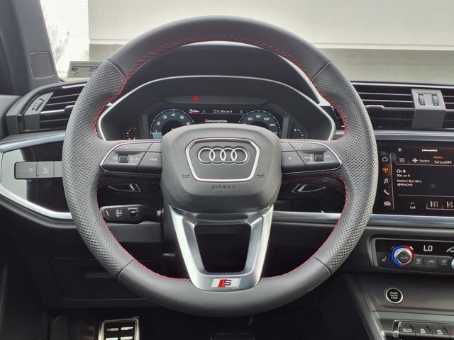 Vehicle image 15 of 25