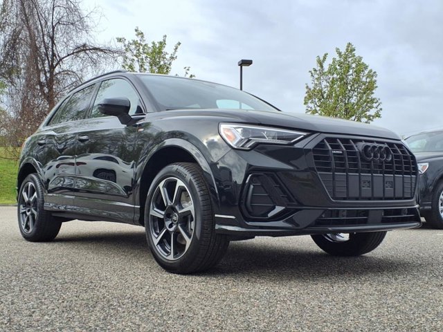 Vehicle image 4 of 25