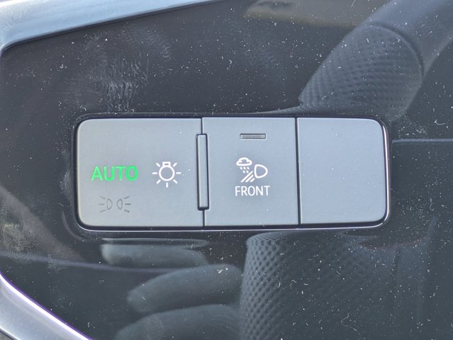Vehicle image 29 of 34
