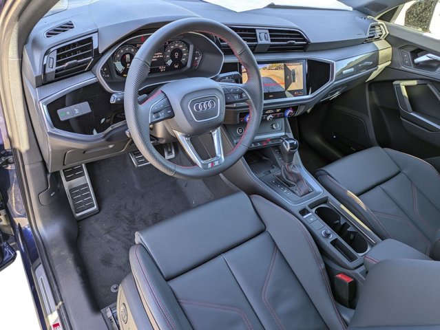 Vehicle image 17 of 34