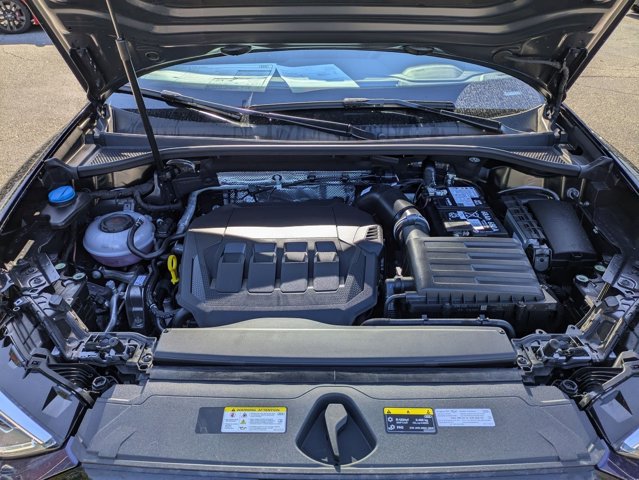 Vehicle image 9 of 34