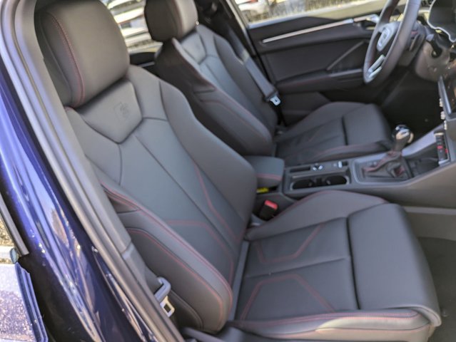 Vehicle image 12 of 34