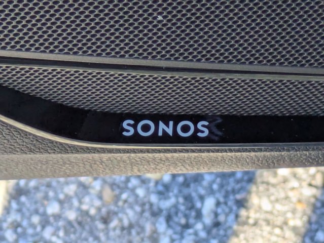 Vehicle image 22 of 34