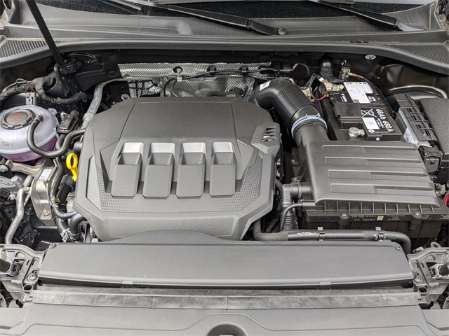 Vehicle image 18 of 19