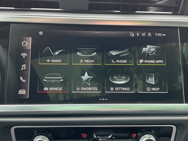 Vehicle image 26 of 37