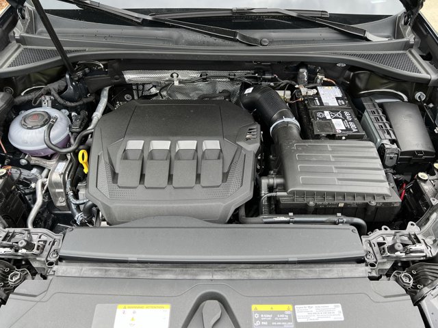 Vehicle image 35 of 37