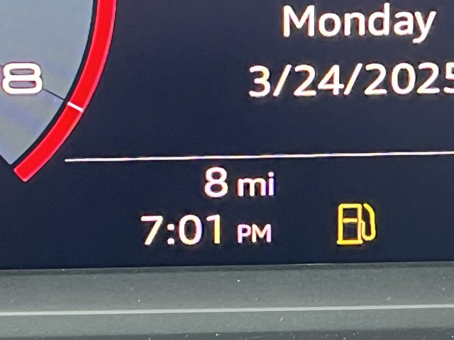 Vehicle image 23 of 37