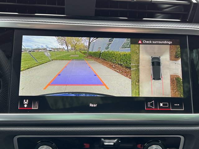 Vehicle image 27 of 37