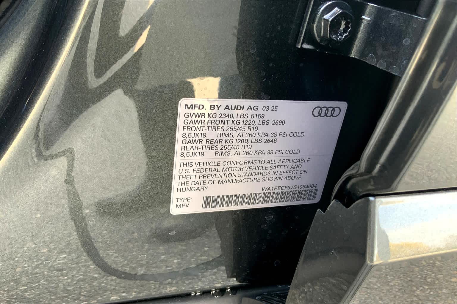 Vehicle image 18 of 18