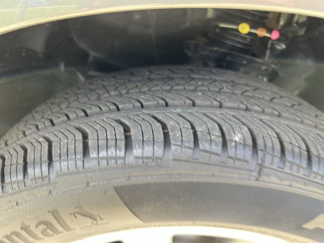 Vehicle image 11 of 37