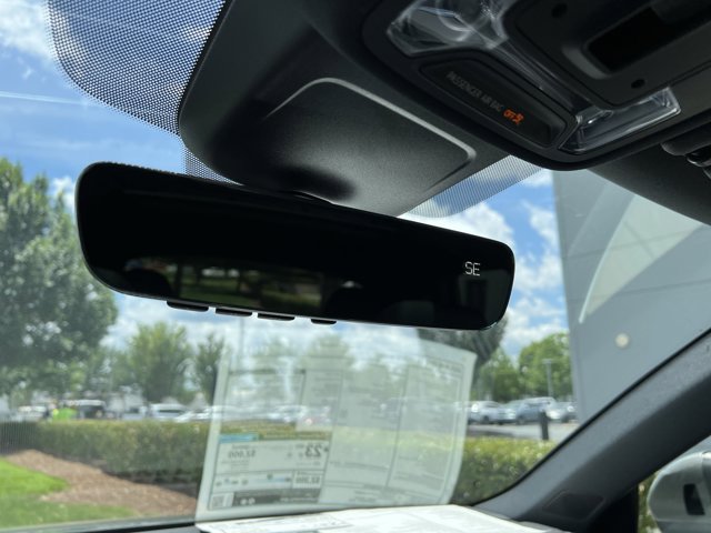 Vehicle image 36 of 37