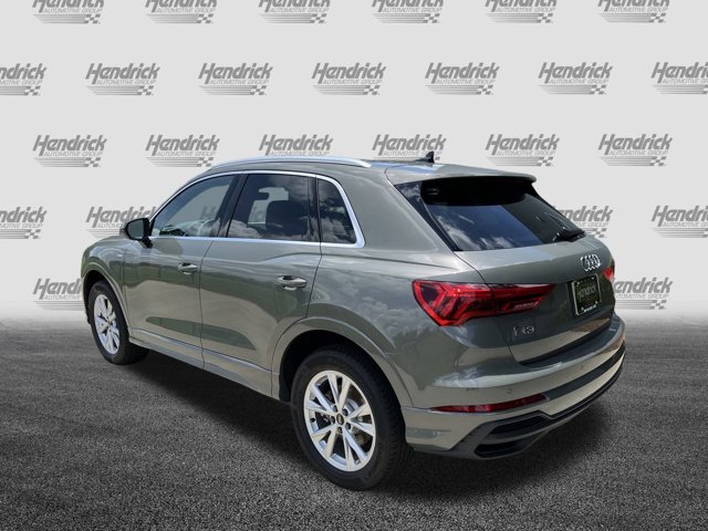 Vehicle image 8 of 37