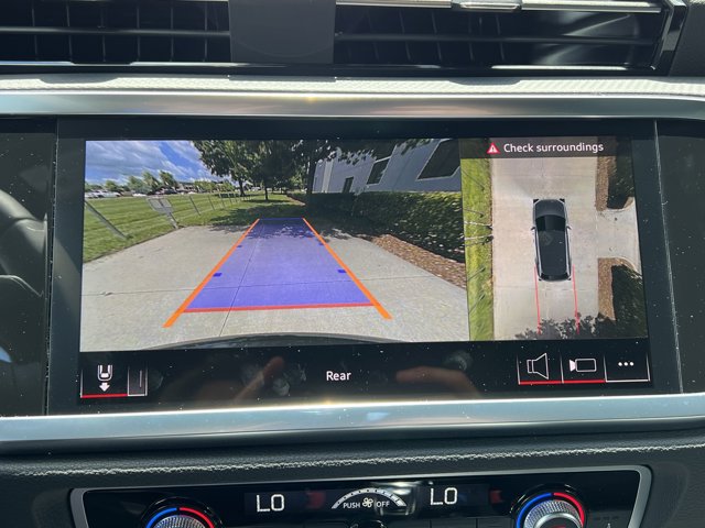 Vehicle image 22 of 37